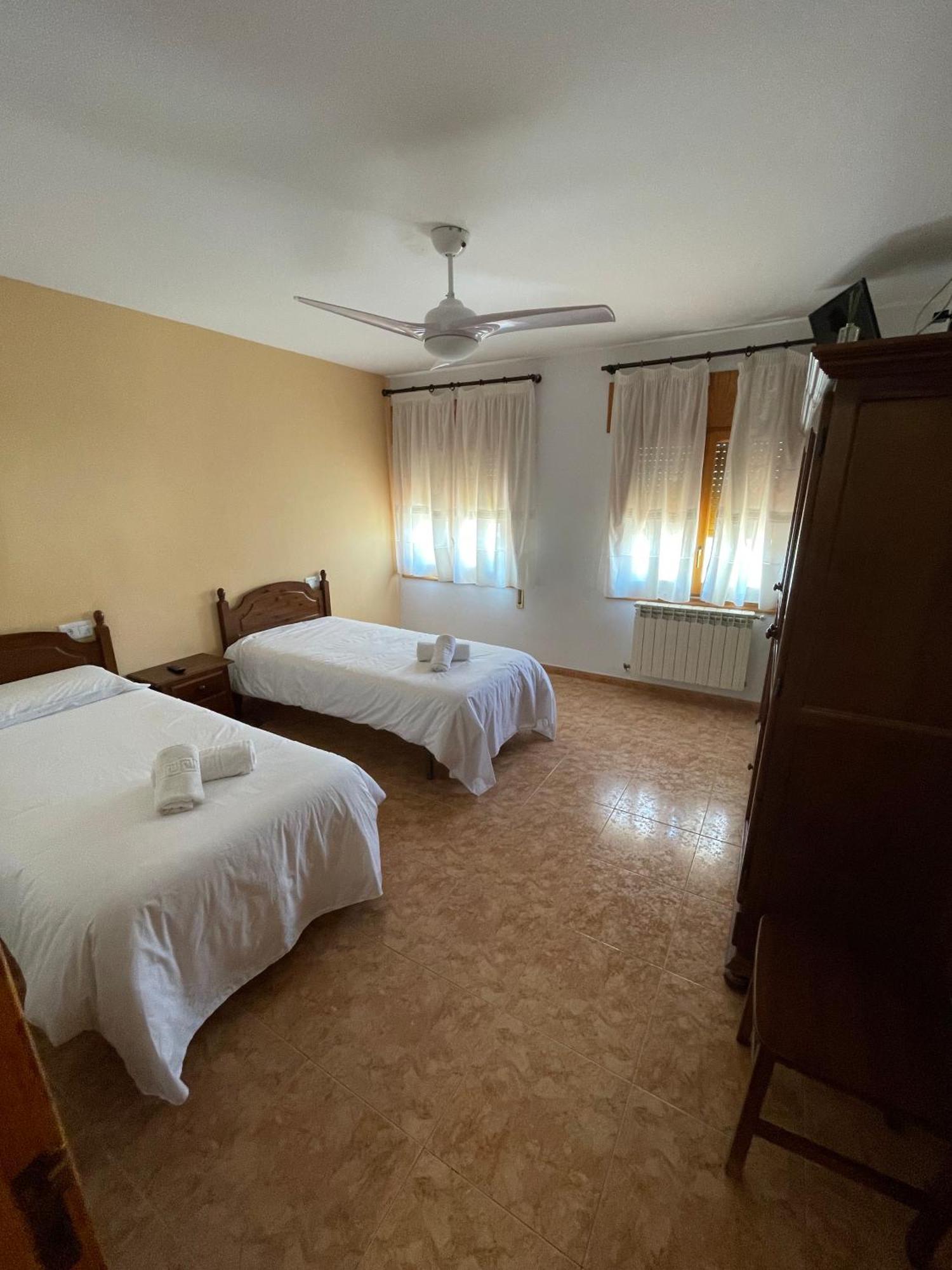 Hostal La Rurala Estopanya Estopinan del Castillo Ngoại thất bức ảnh